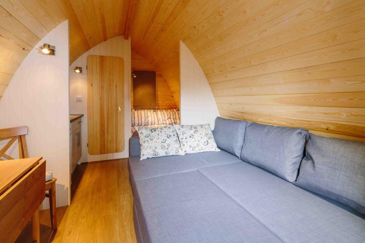 מלון צ'לטנהם Lupin Glamping Pod מראה חיצוני תמונה